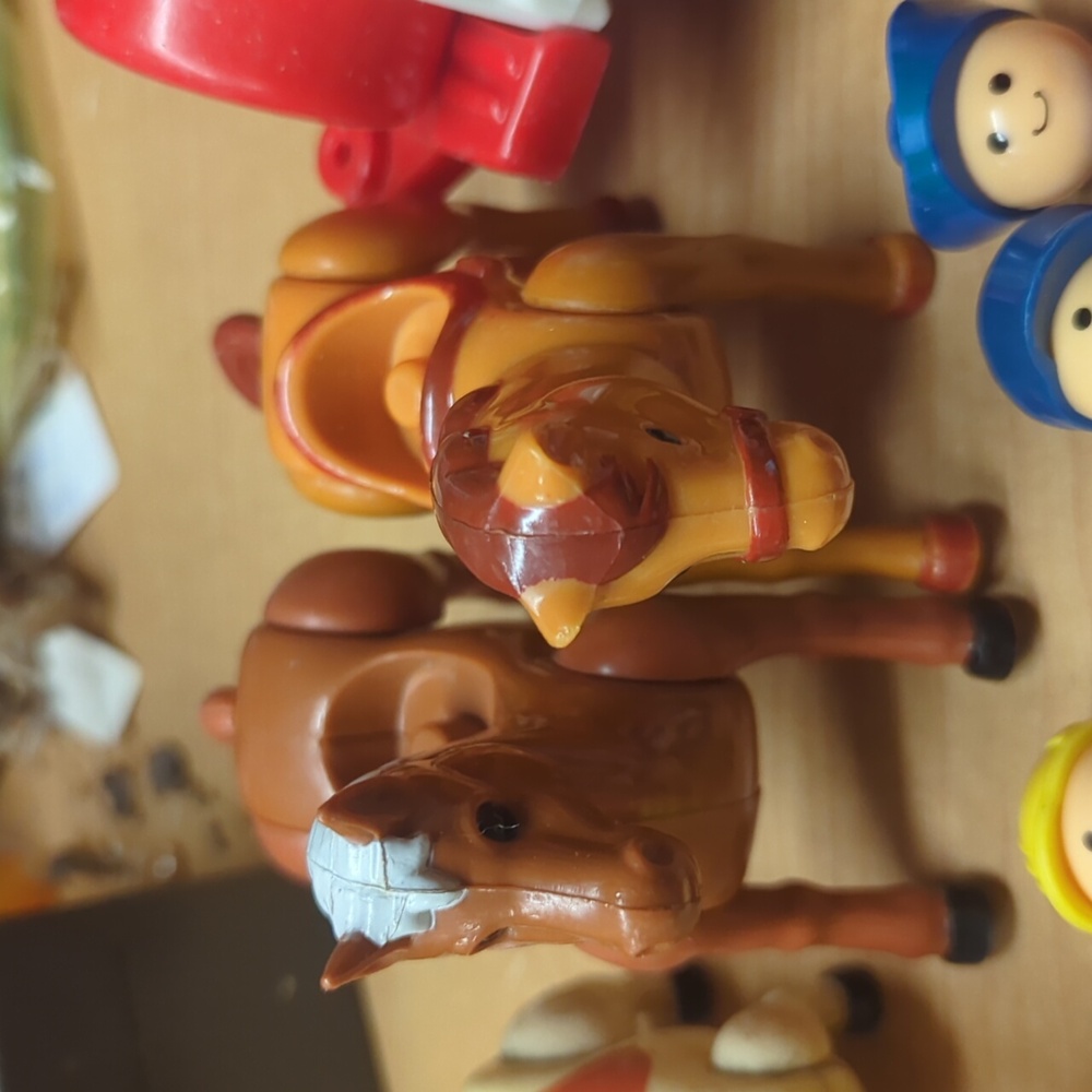 vintage 1980s Playskool Li'l Playmates shelcore huge 38pc toy lot - Picture 15 of 15